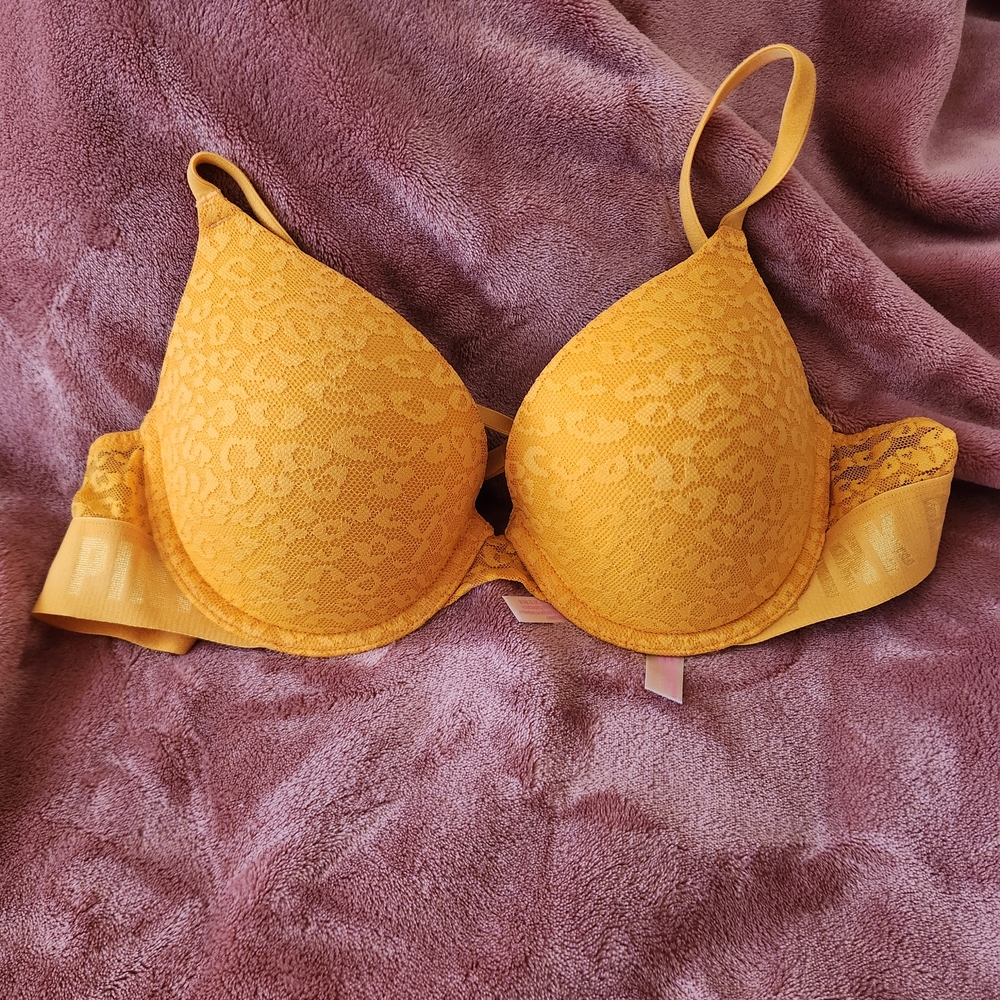 Victoria's Secret Lace Bra in Vibrant Yellow